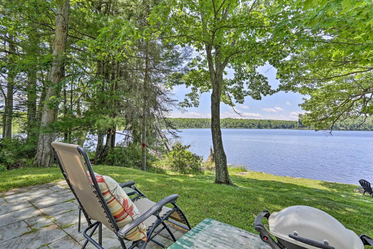 Rock Hill Home With Fire Pit On Wanaksink Lake! Exterior photo